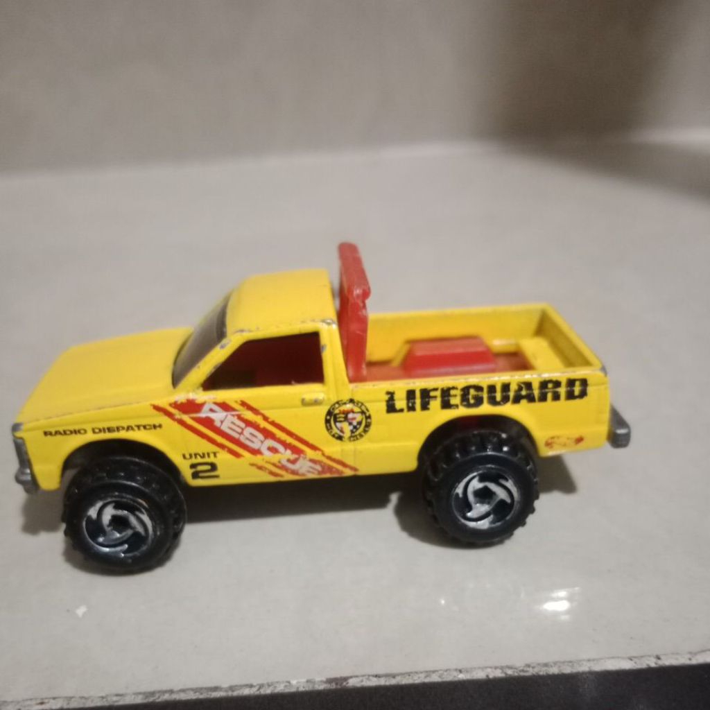 hot wheels surf patrol rescue squad