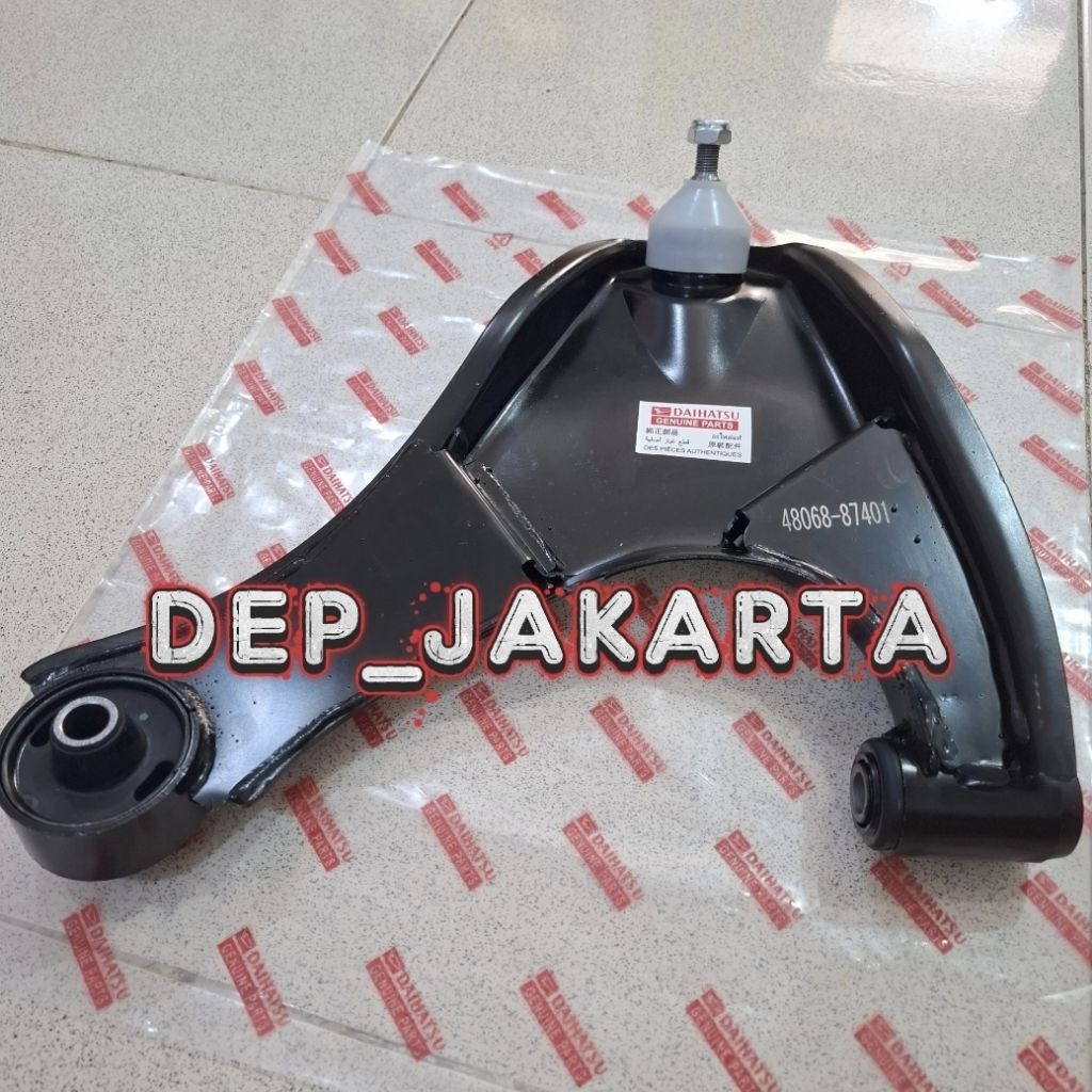 LOWER ARM SAYAP BAWAH DAIHATSU TARUNA CARBULATOR KARBU SEBELAH KANAN RH