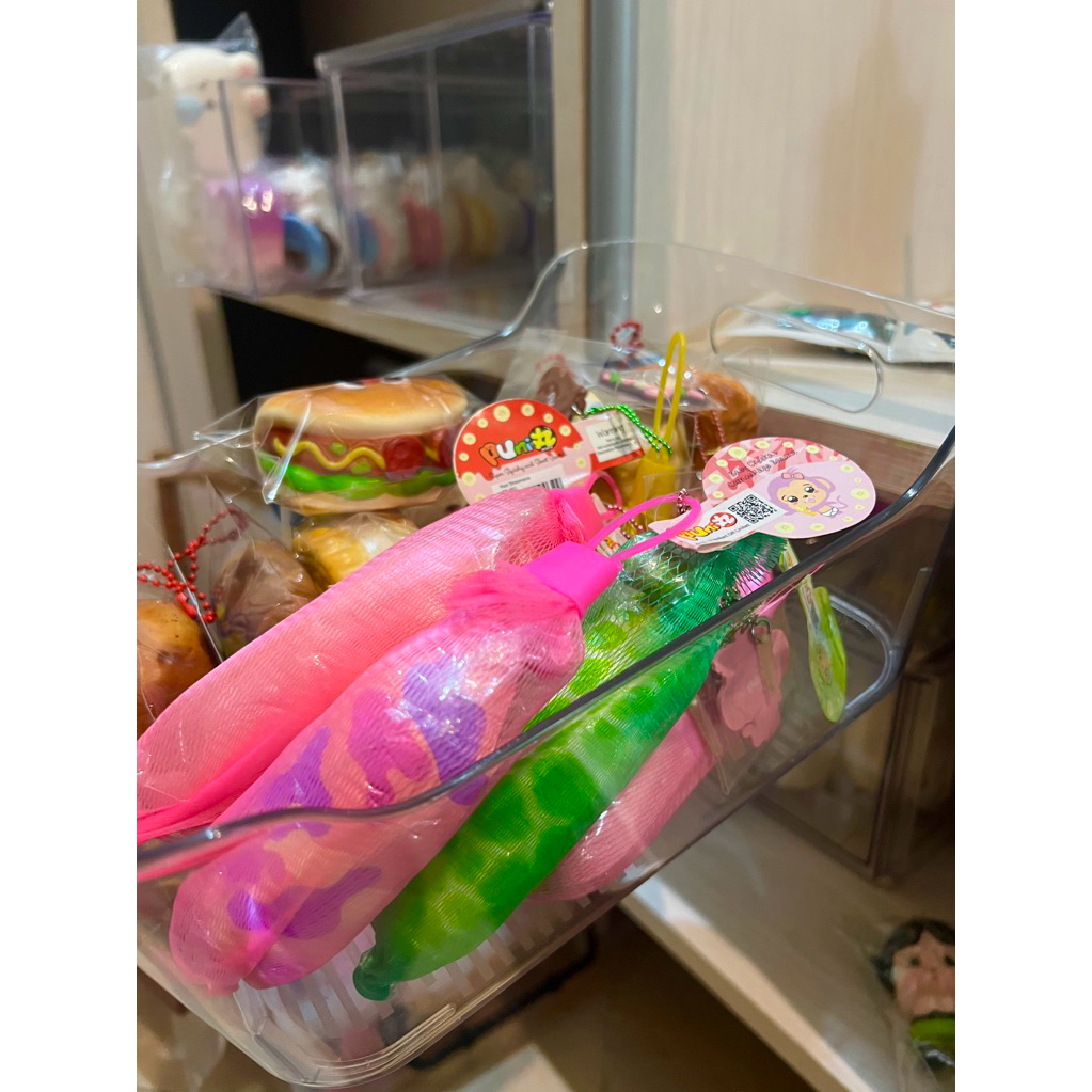 PUNIMARU BANANA SQUISHY (bnip)