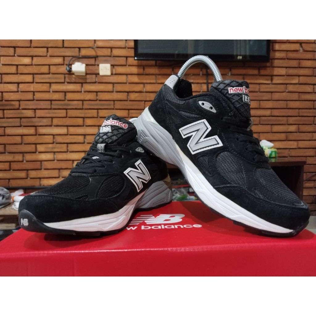 Sneakers shoes Black 990v4 Carbon Tech