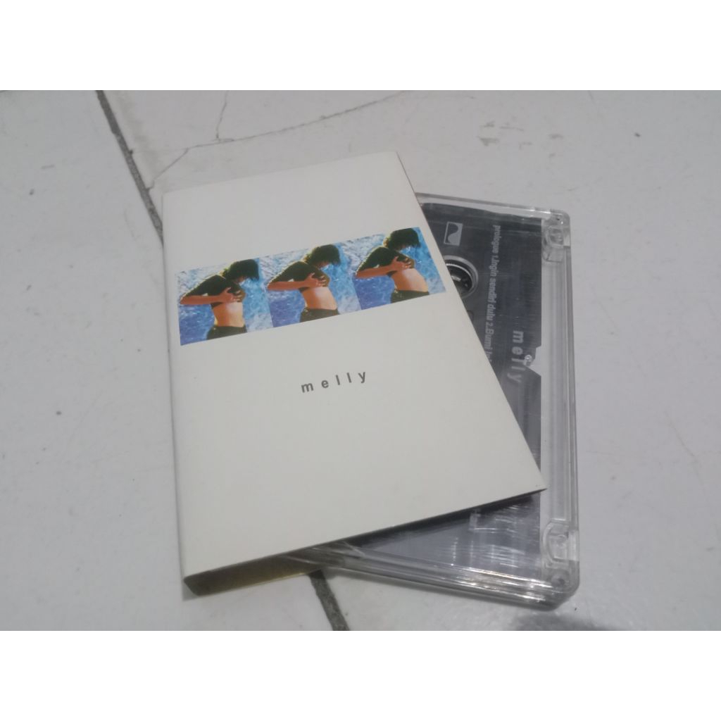 Kaset Pita Melly Goeslaw Melly