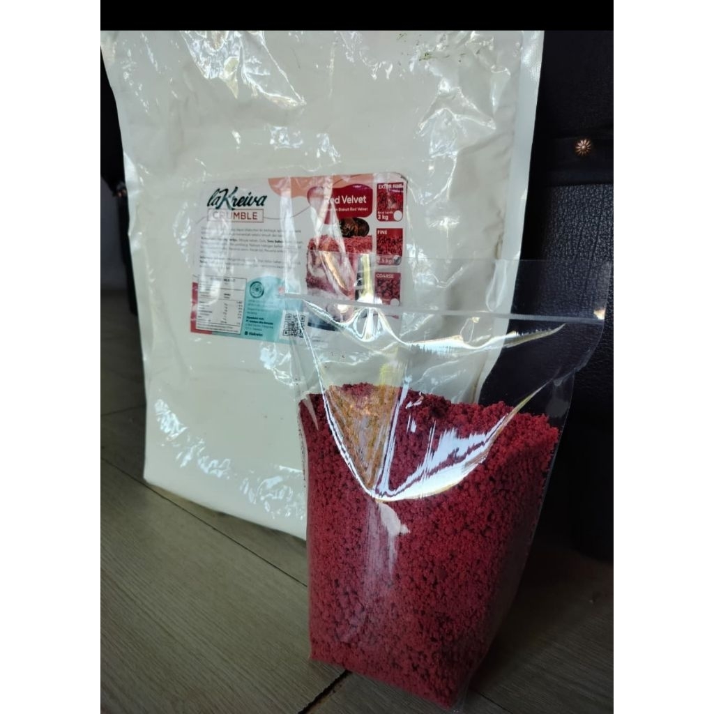 

LA KREIVA CRUMBLE RED VELVET 1KG REPACK/TOPPING KUE ATAU MAKANAN