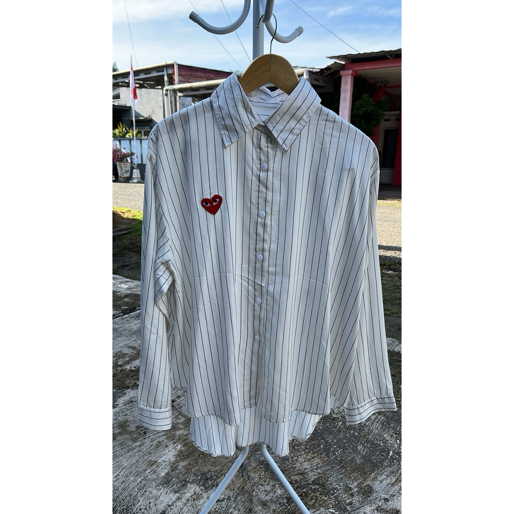 Kemeja salur play