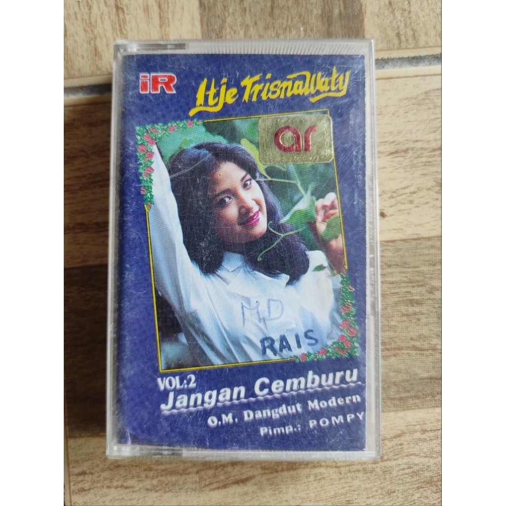 kaset pita ITJE TRISNAWATI "jangan cemburu"