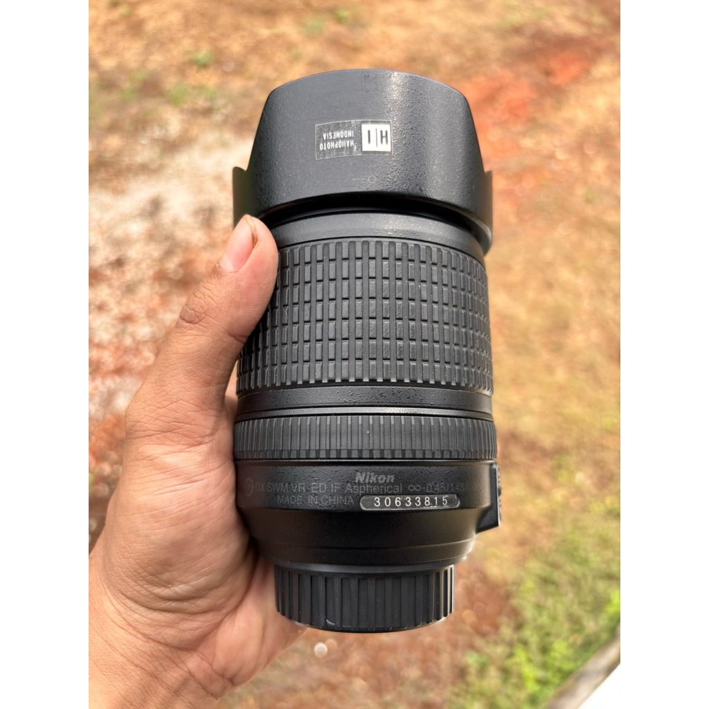 lensa nikon 18-140 f 3.5