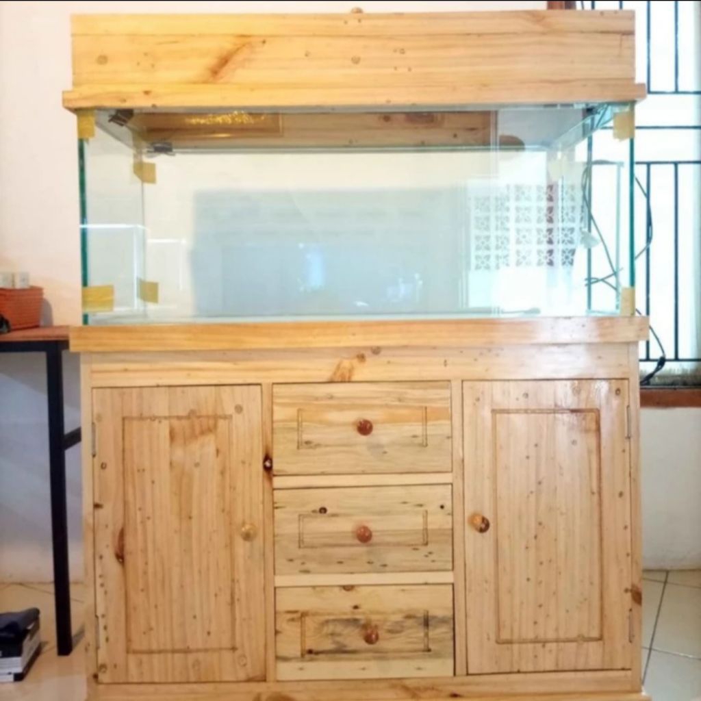 Meja akuarium kayu jati belanda
