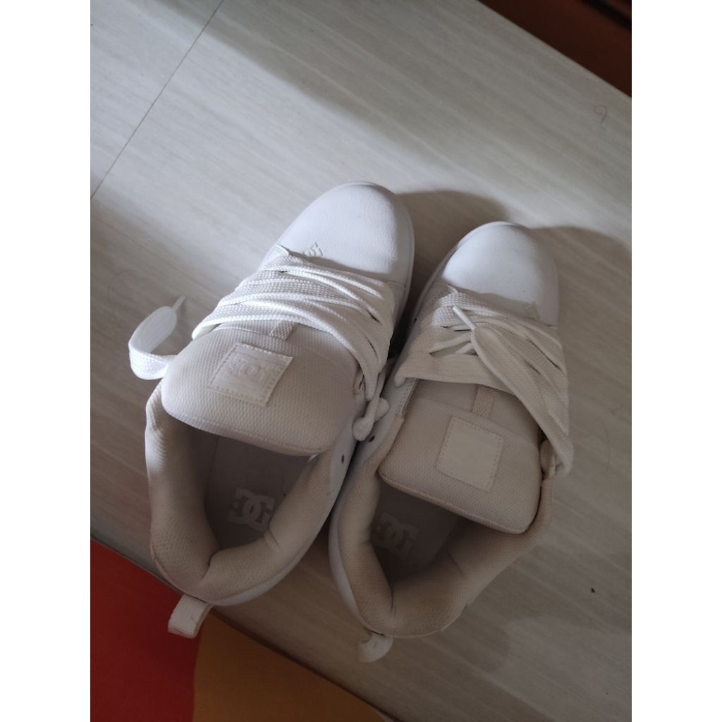 DC SHOES