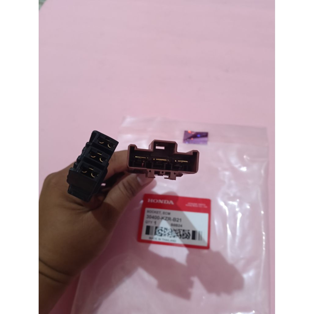 SOKET ECU ECM VARIO 125/150 SOCKET ECU VARIO 150, PCX 150, (KZR) THAILAND