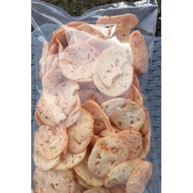 

Kripik bakso pedas 250gr