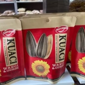 

kuaci | snack cemilan | makanan ringan | enak dan praktis