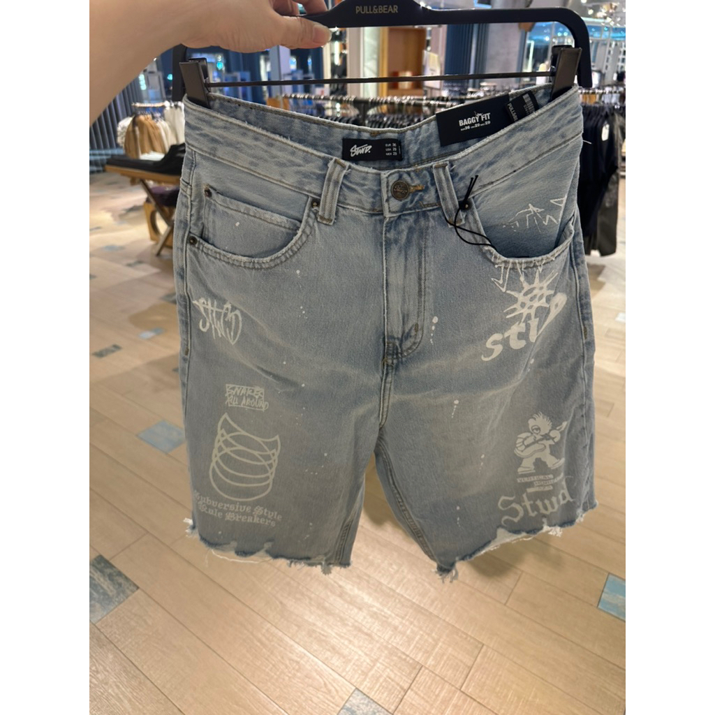 JEANS Pendek Cowok Pull&Bear