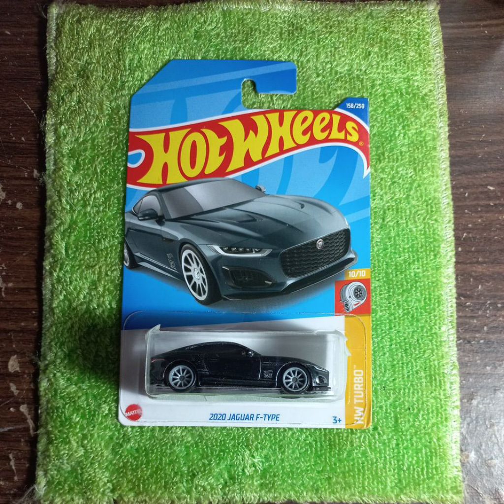 Hotwheels Super Treasure Hunt THS STH 2020 Jaguar F-Type
