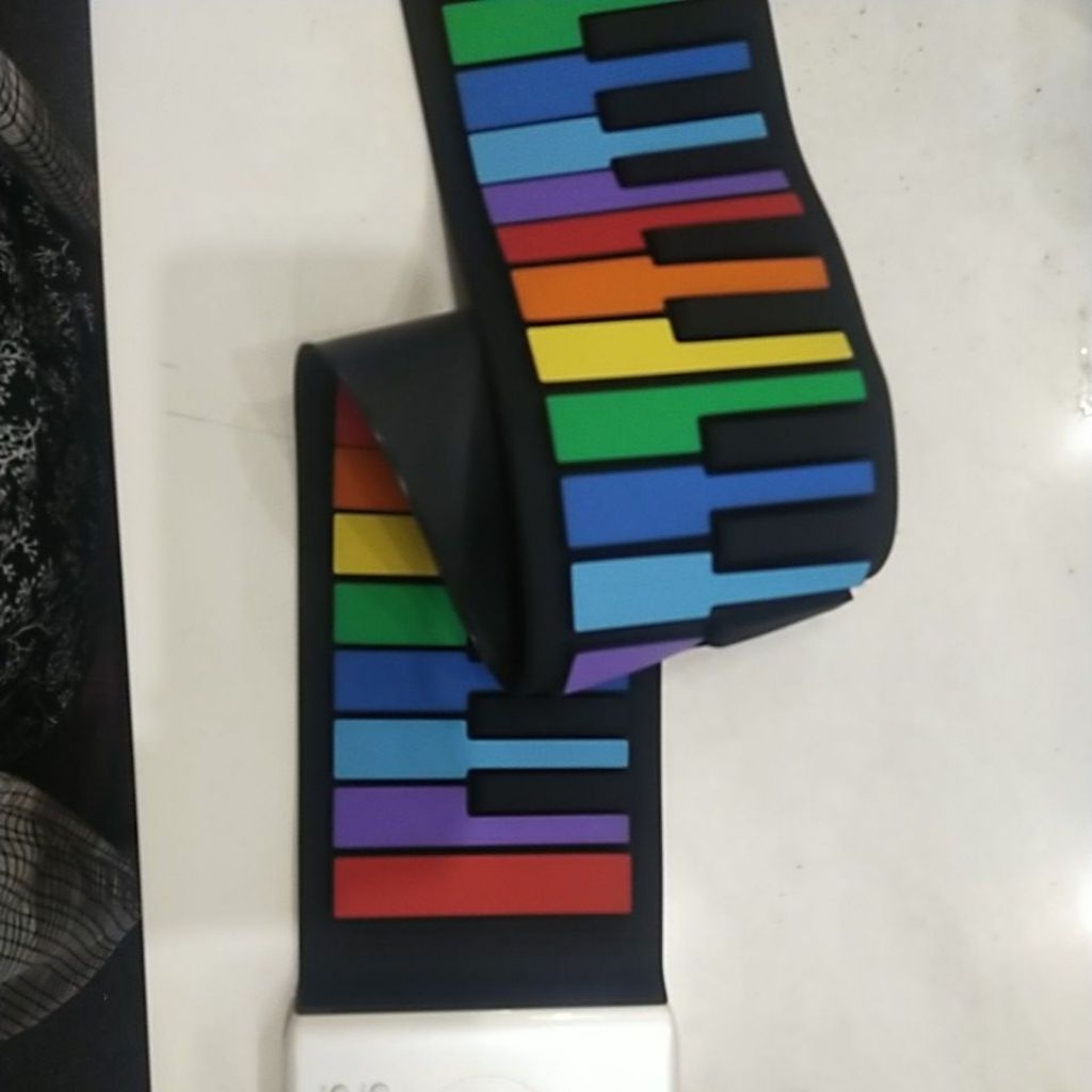 Hand roll Piano, Piano portable