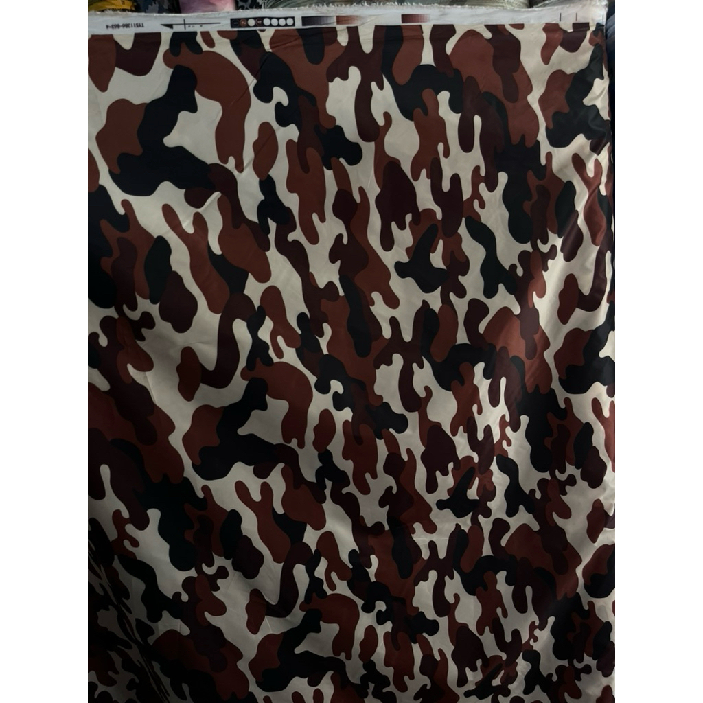 Kain Parasut Motif Lorengnya Epek Daun Jaket Linea Running Tas Jaket  Dan Lain Lain