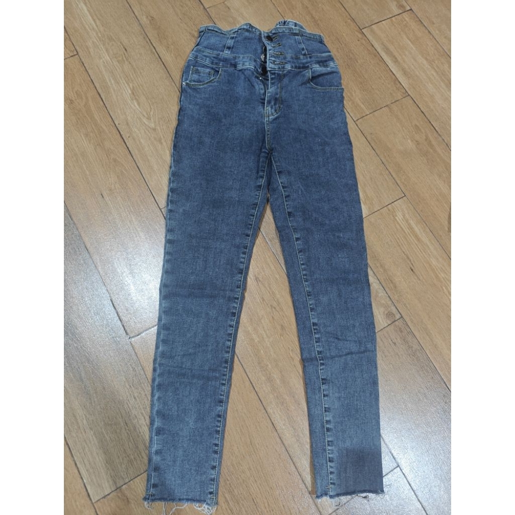 hellolilo jeans