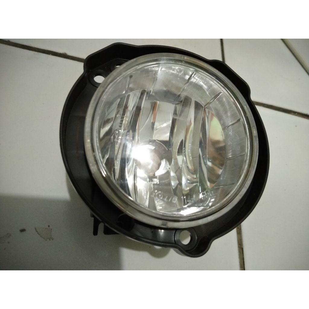 lampu foglamp mobil Avanza, Xenia, Agya, Ayla,calya, Sigra new tahun 2012-2016