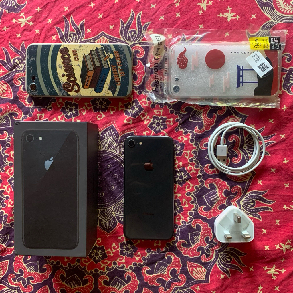IPHONE 8 64GB INTER EX PRIBADI (BACA DESKRIPSI)