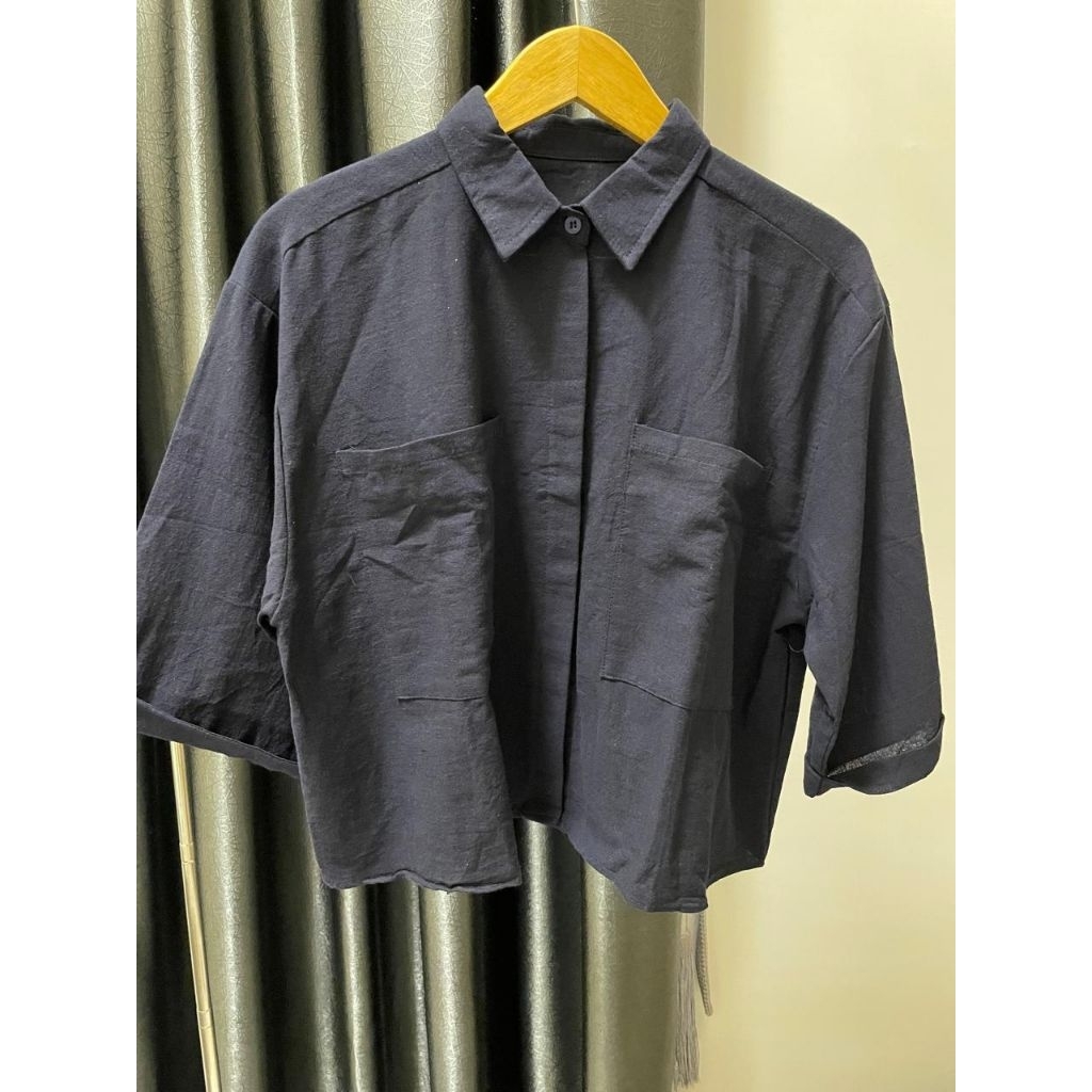 KEMEJA POLOS WANITA CROP