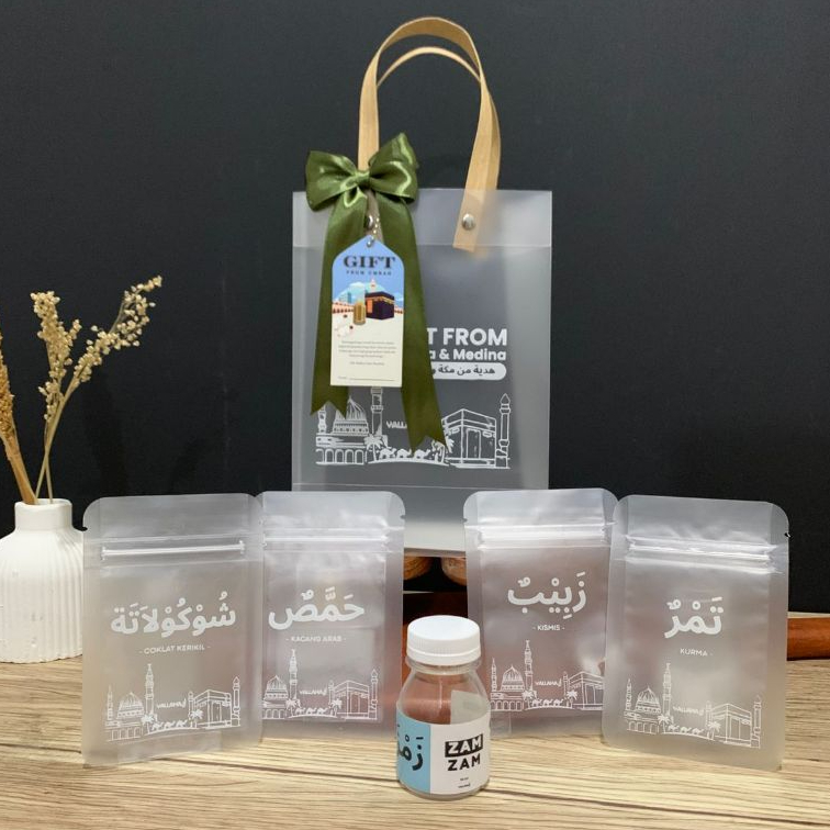 

KEMASAN Oleh-Oleh Haji dan Oleh-Oleh Umroh Tas Mika Matte - Yallahajj