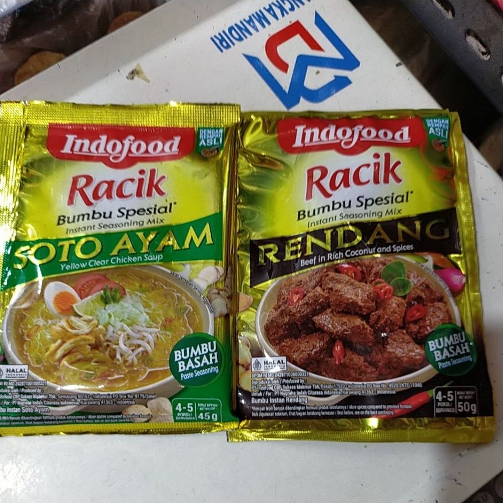 

bumbu special Indofood racik soto ayam/ rendang