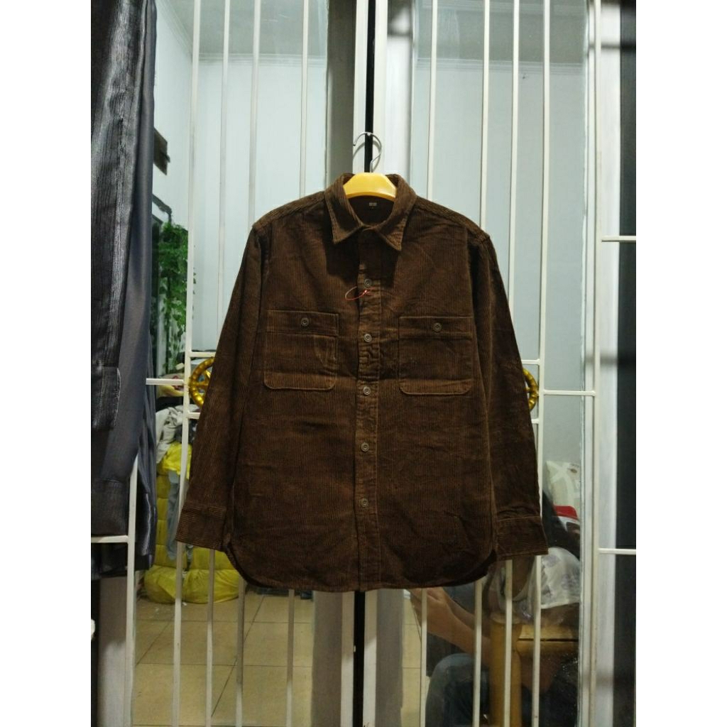 kemeja corduroy work uniqlo pria S