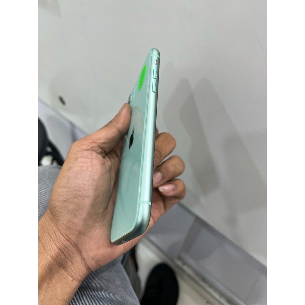 iphone 11 128gn second ex inter sinyal all operator fullset nominus