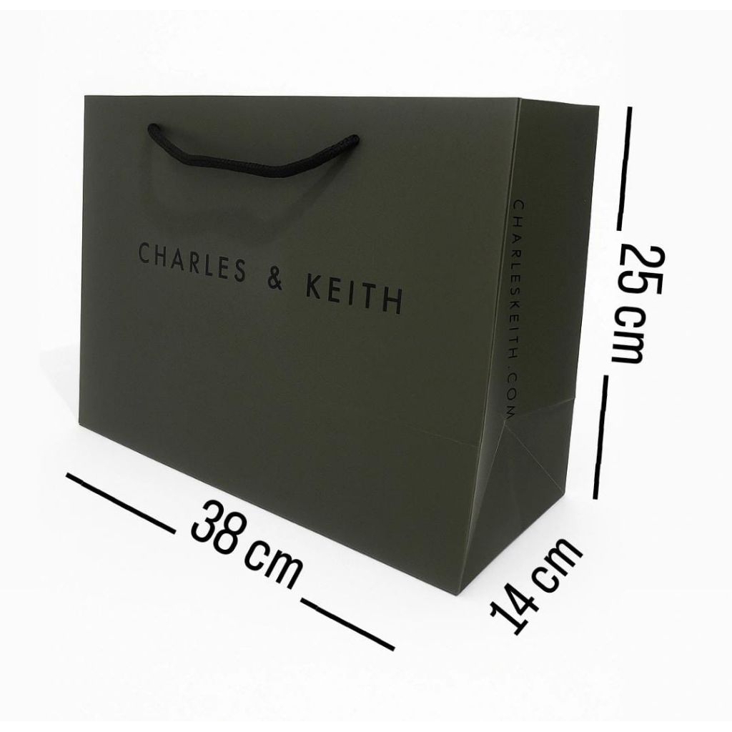 

Paperbag Charles & Keith Size Besar Pembungkus Kado CK termurah