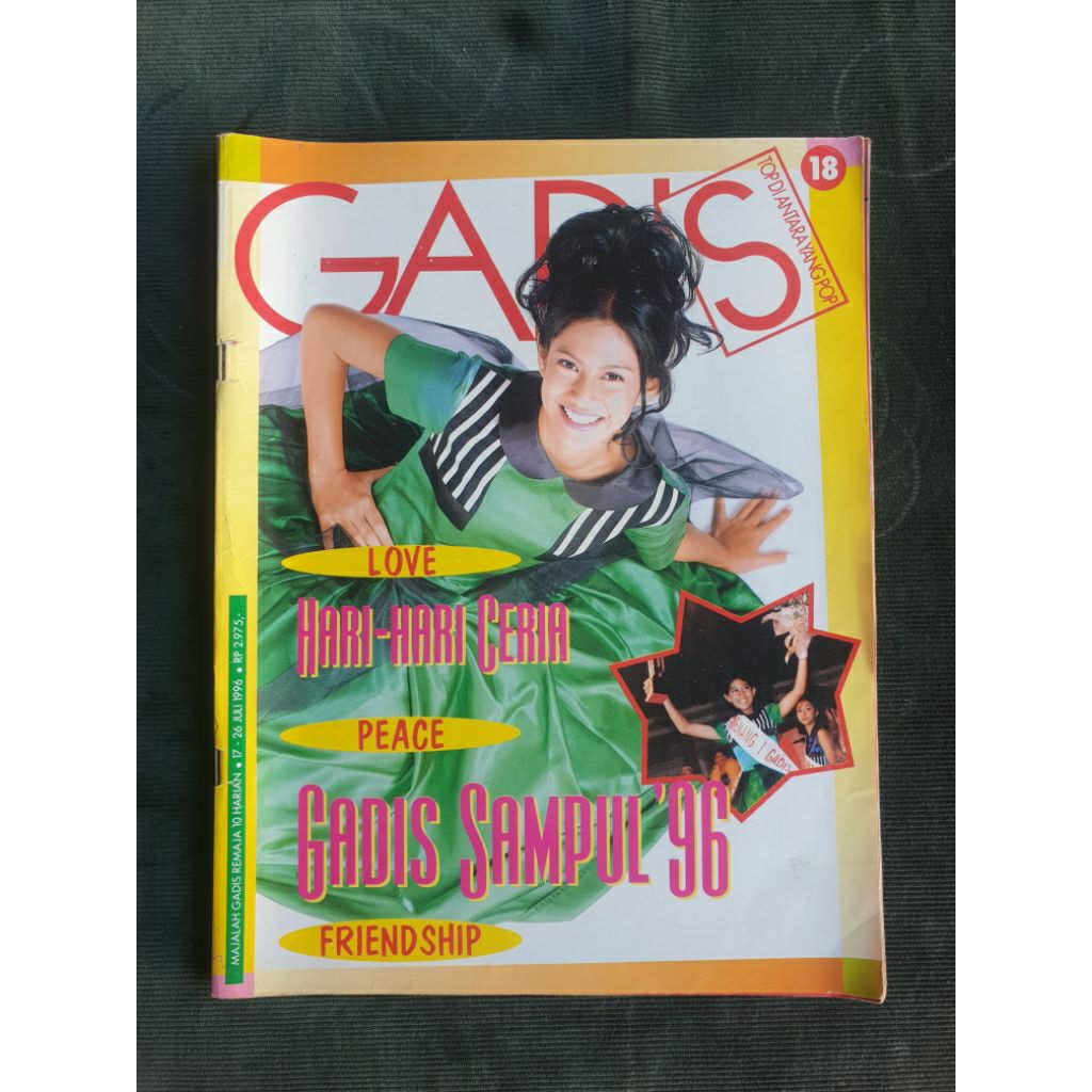 majalah gadis DIAN SASTROWARDOYO