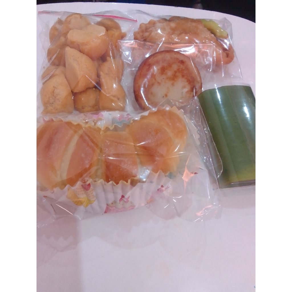 aneka jajanan/ Snack box