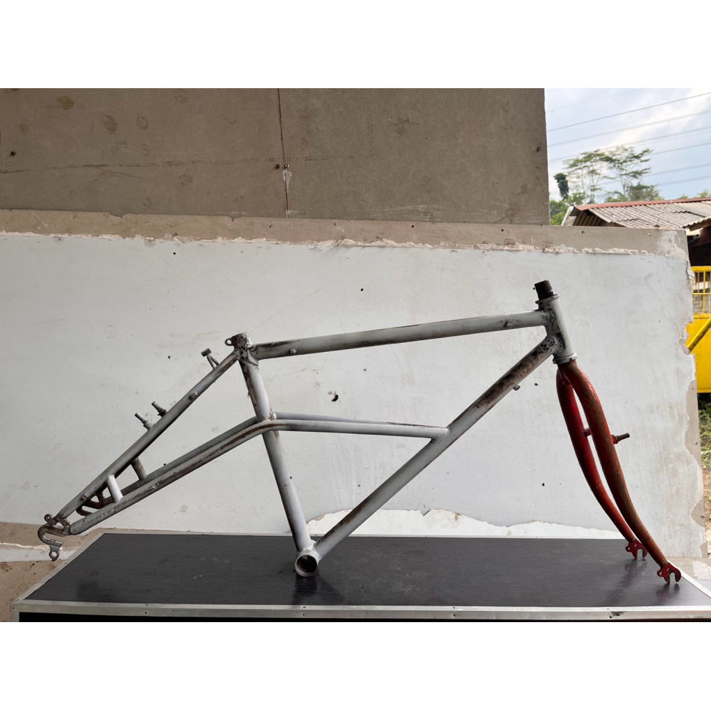 Frameset Elevated Chainstay