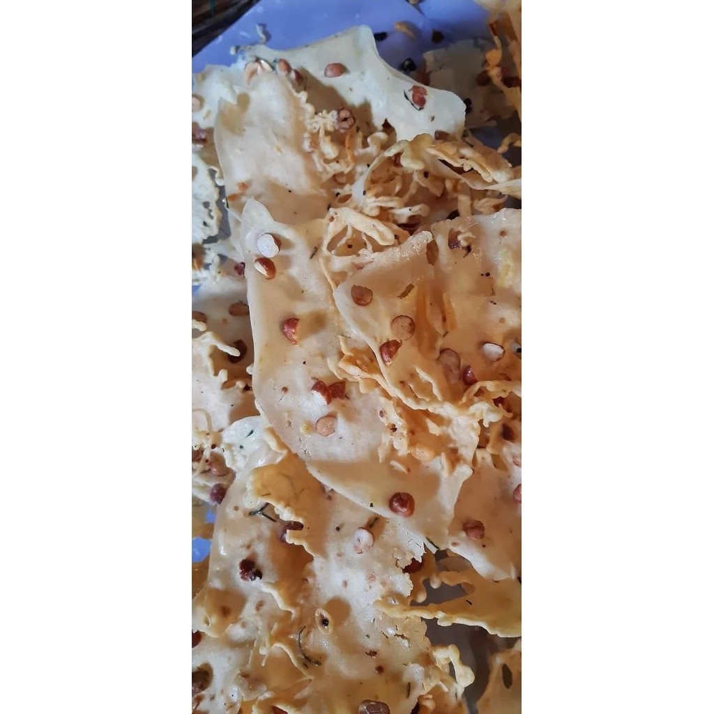 

Tumpi/Rempeyek kacang ijo/rempeyek kacang tanah/rempeyek teri lombok 250gram