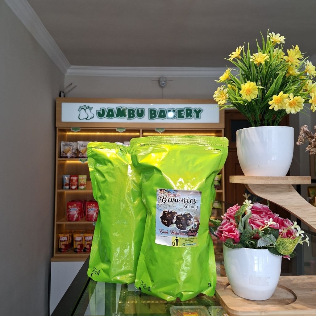 

Keripik Brownies Jumbo Jambu Bakery 500 gr
