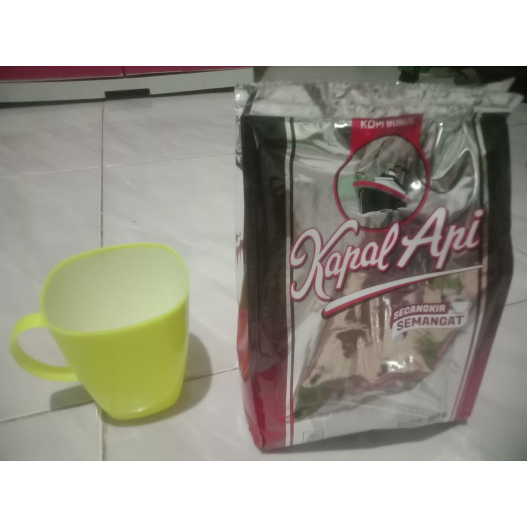 

kopi kapal api 350grm free gelas