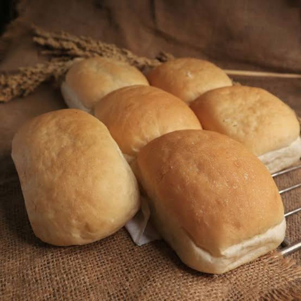 

ROTI KADET KURO MEDIUM ISI 6