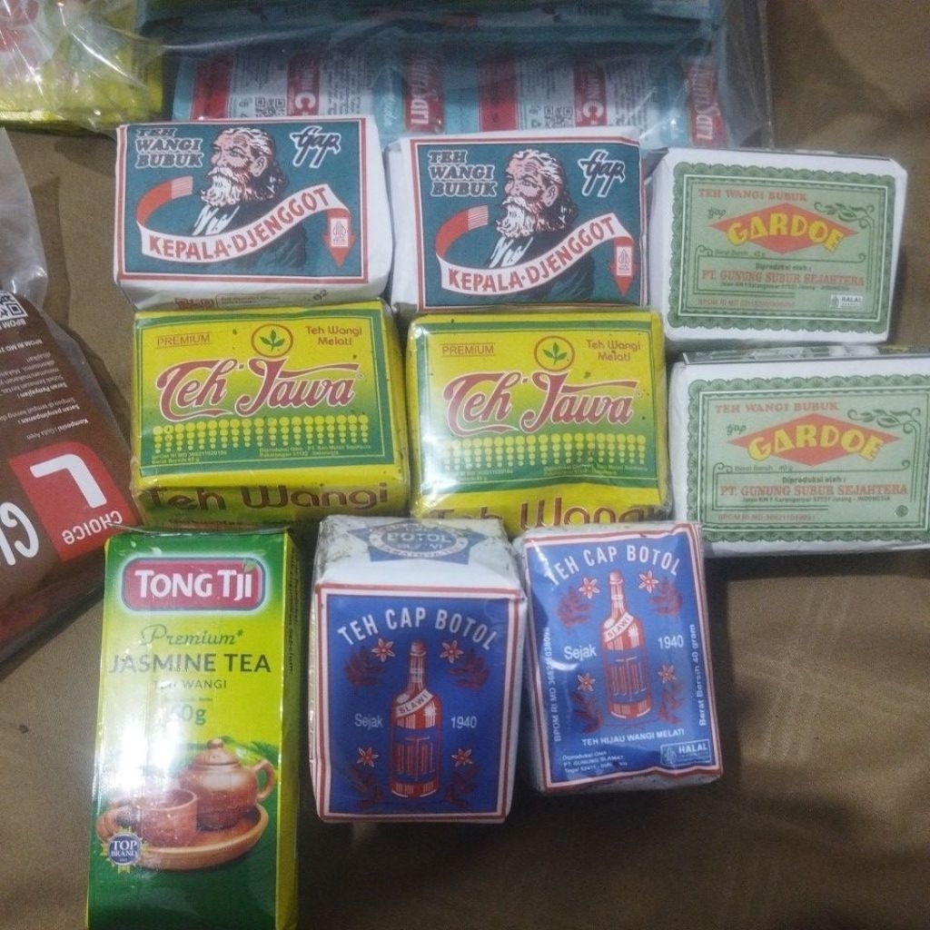 

teh kepyur/ teh bubuk/ teh es jumbo