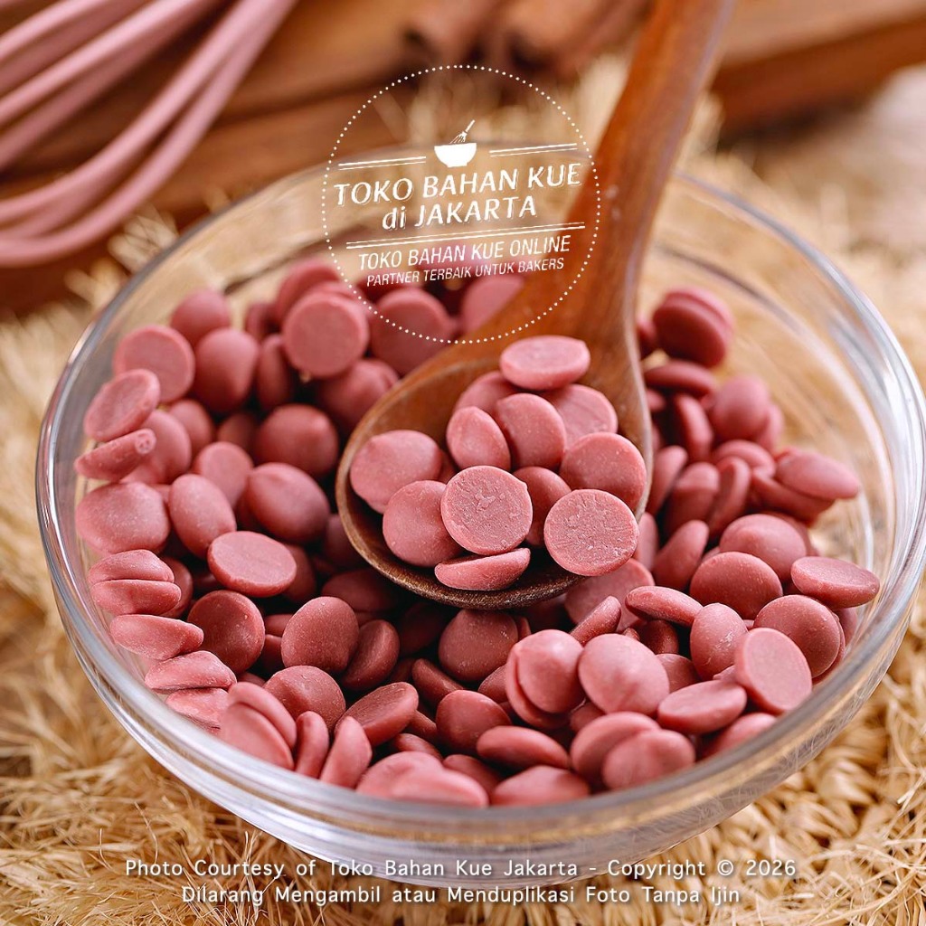 

Callebaut Ruby 32,8% 100gr Fruity Berries Couverture Chocolate RB2 Cokelat Coin Coklat Baking