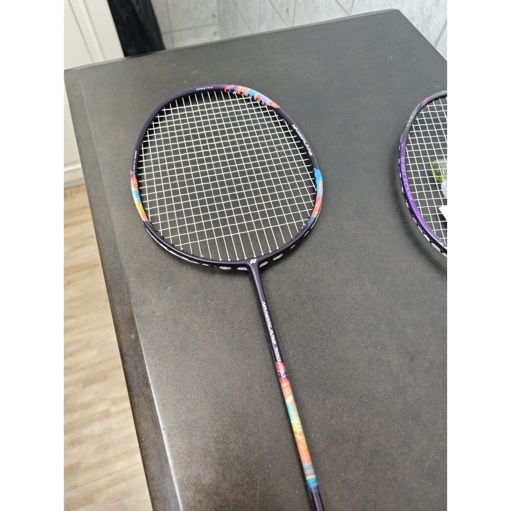 Yonex Nanoflare 700 Pro