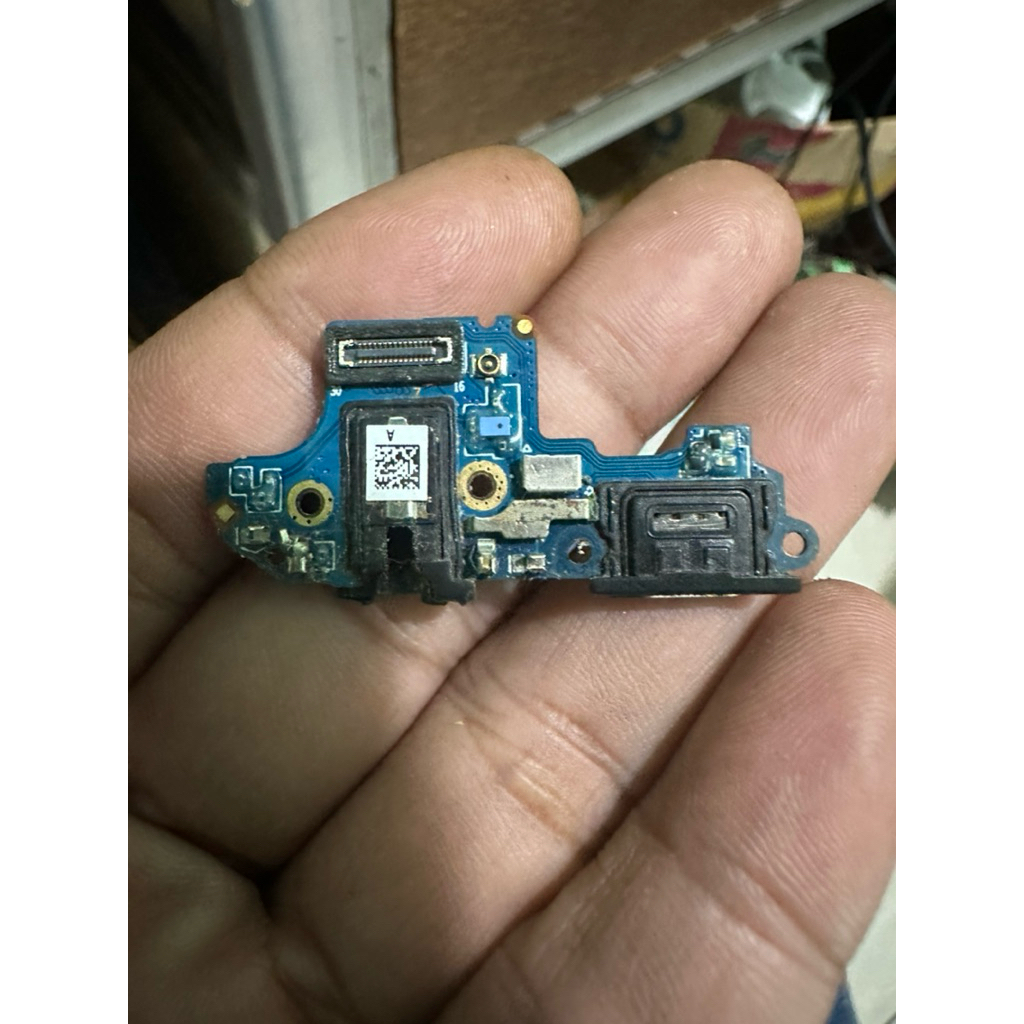 PAPAN KONEKTOR CAS CHARGER REALME 3 ORIGINAL COPOTAN