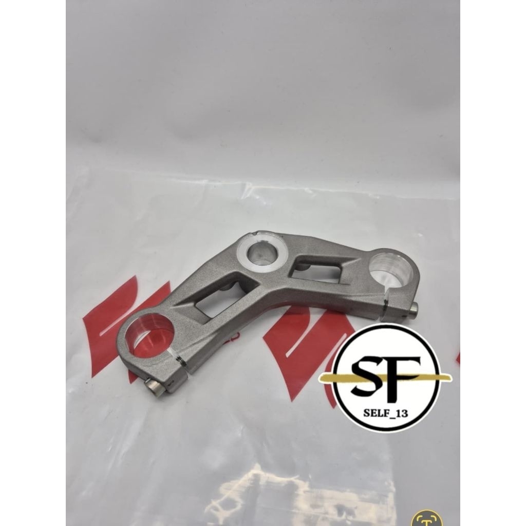 SEGITIGA ATAS GSX R 150 SILVER ORIGINAL