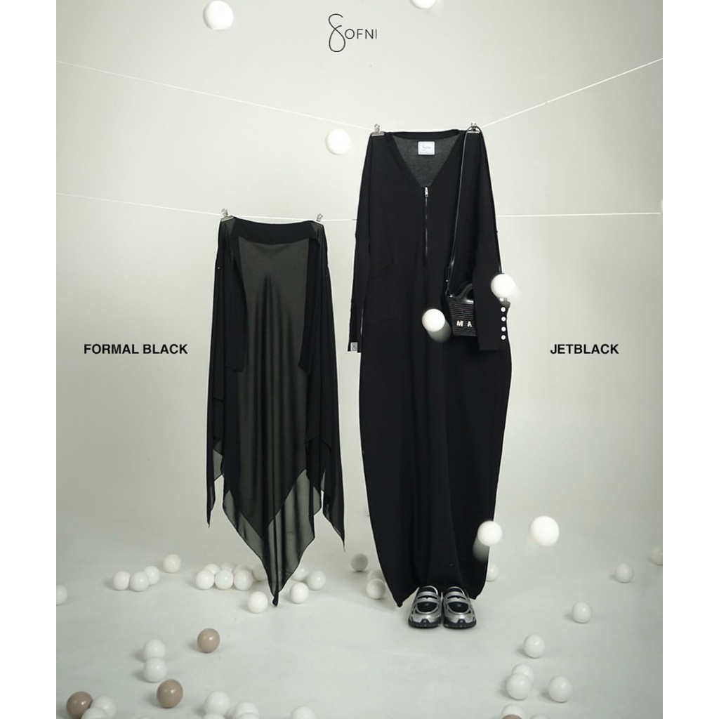 Ueno abaya & French square magnet bySofni