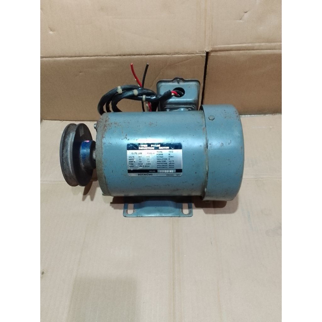 DINAMO PENGGERAK HITACHI 1 HP 3 PHASE