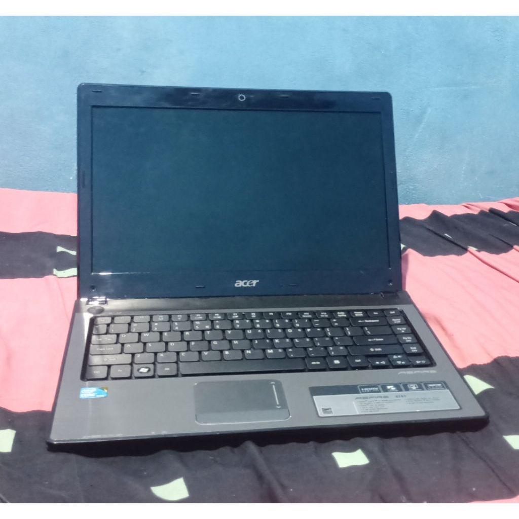 Laptop Acer Aspire 4741 mati total.