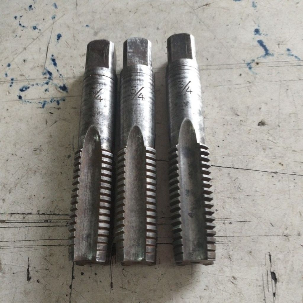 hand tap 3/4 hand tap 3/4 hand tap 3/4