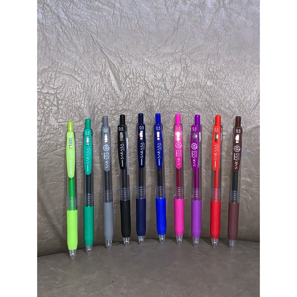 

Pulpen Gel Zebra Sarasa Clip 0.5mm Bikin Nyaman