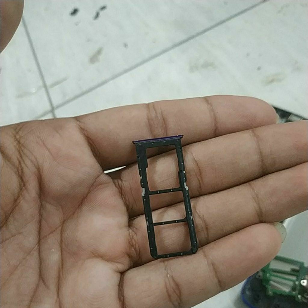 simtray bekas Realme 5 pro