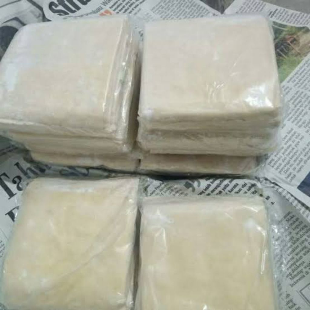 

Kulit Dimsum / Pangsit / Siomay bentuk Petak 250 gr (Frozen Food)