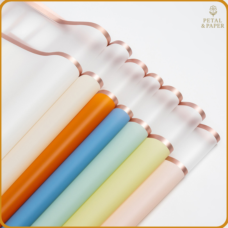 

Kertas Buket Double Line Frame Gold Cellophane Flower Wrapping kB6132