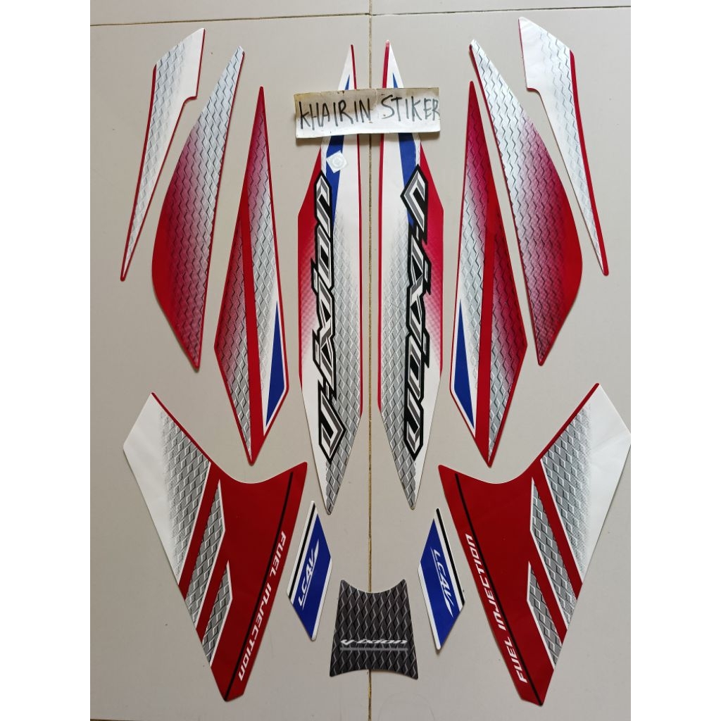 striping stiker Vixion 2014 merah