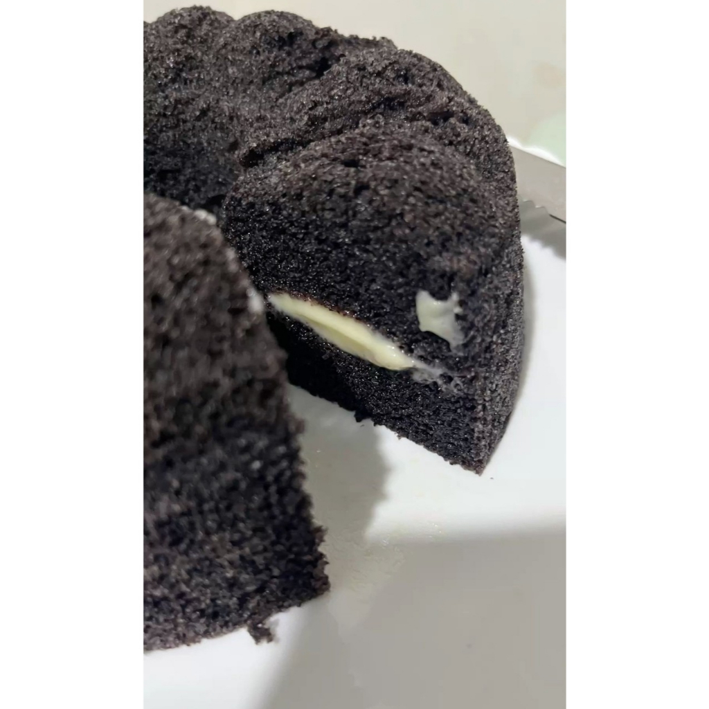 

Bolu Ketan Hitam Homemade Manis Pas,Tanpa Pengawet Uk. Besar