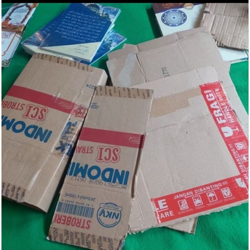 

KERDUS PECKING WAJIB DI BAWAH BELANJA kerdus 100.000